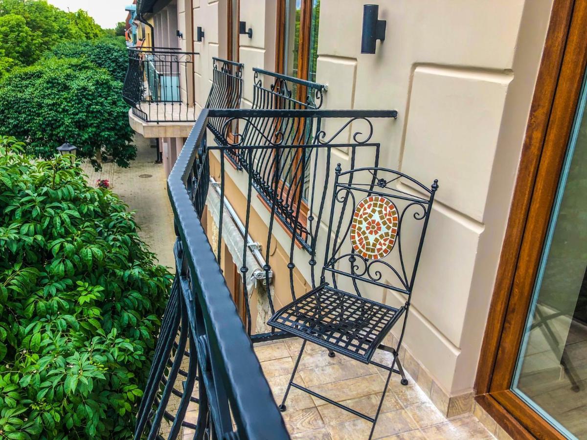 Holiday Apartmanhaz Харканы Экстерьер фото