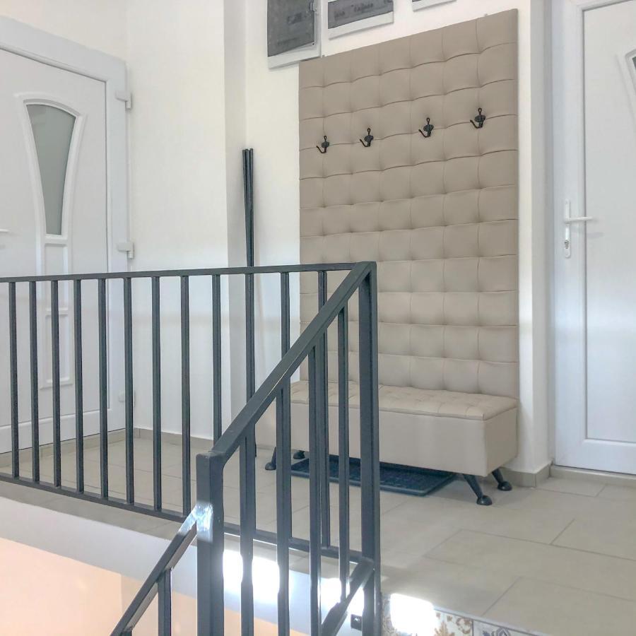 Holiday Apartmanhaz Харканы Экстерьер фото