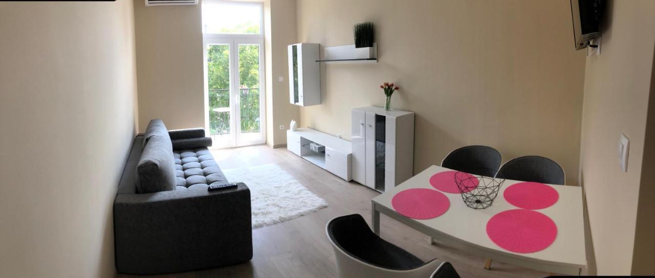 Holiday Apartmanhaz Харканы Экстерьер фото