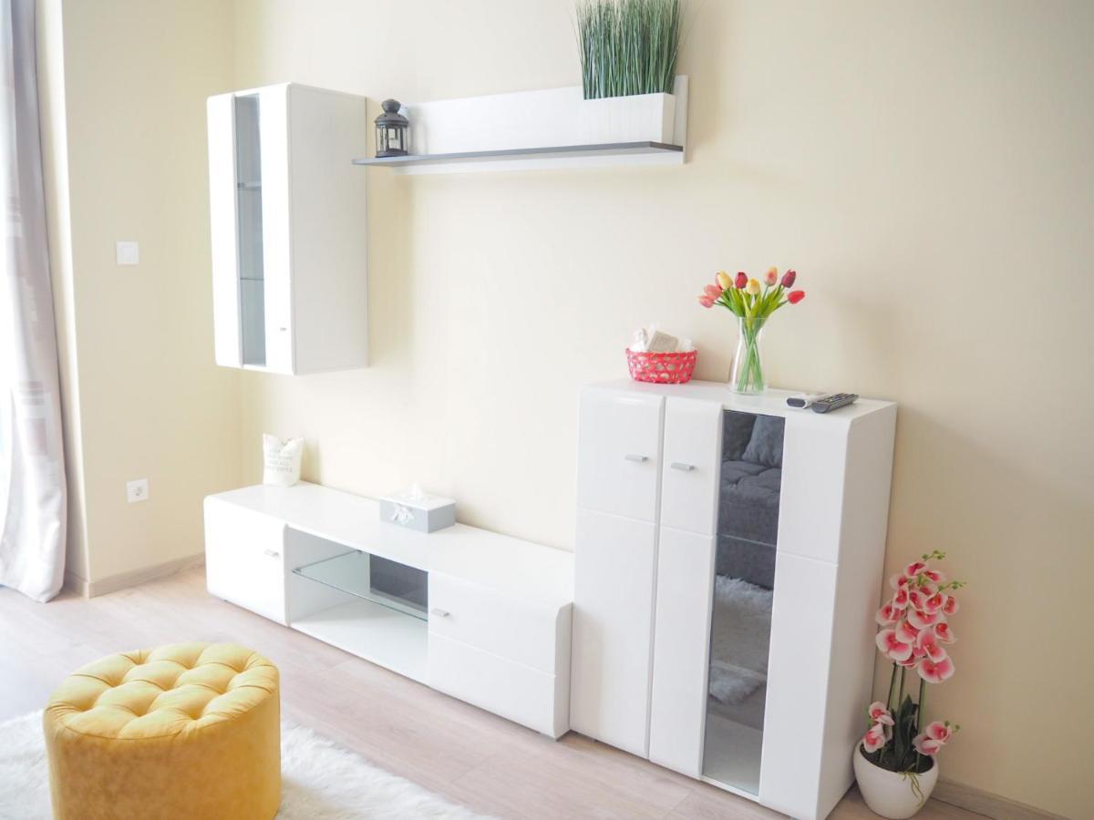 Holiday Apartmanhaz Харканы Экстерьер фото