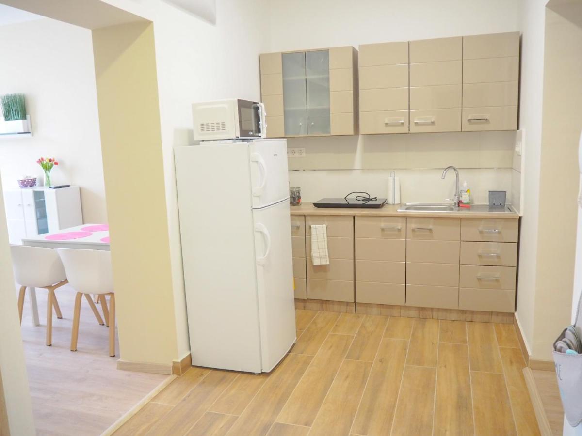 Holiday Apartmanhaz Харканы Экстерьер фото